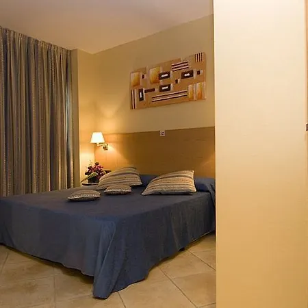 Rober Ξενοδοχείο El Albir